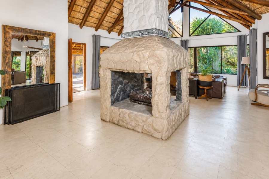 8 Bedroom Property for Sale in Kshane North West